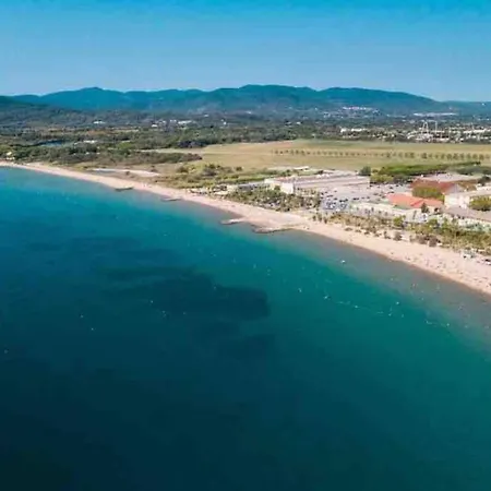 Location Port Frejus, Bord De Fréjus